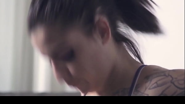 CASTING FRANCAIS – Sweet tattooed newbie films first time porn scene