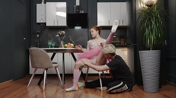 flexi Nicole Murkovski anal fucked like a real doll