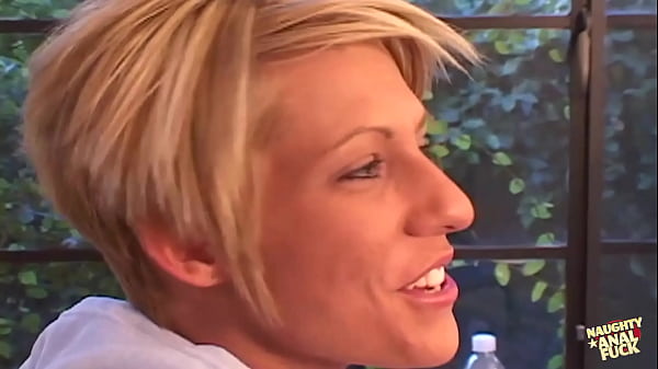 Hot blonde Amber shows off her deepthroating skills and takes it in the ass.